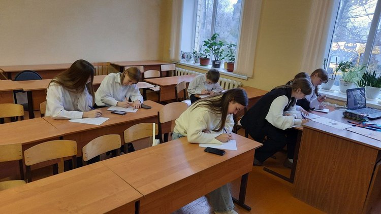 photo_2025-12-08_10-21-00